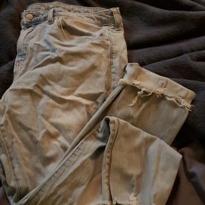 Universal Thread distressed jeans